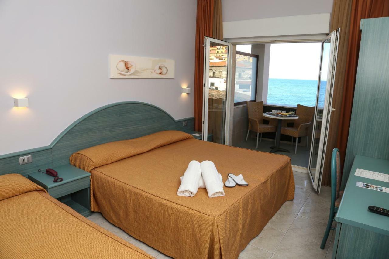 Hotel & Spa Riviera Castelsardo Room photo